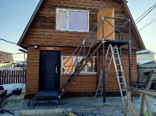 Сварная металлическая лестница. Уличная металлическая лестница