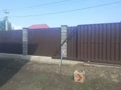Монтаж откатных ворот 
