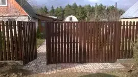 Забор из евроштакетника