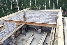 Процесс строительства гаража