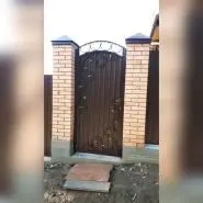 Ворота с элементами ковки 